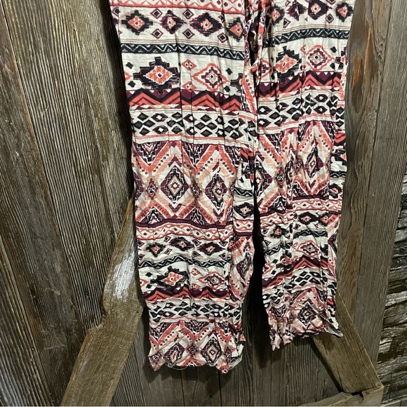 Toxik low cut Aztec printed jumpsuit with pockets! size‎ large - Picture 2 of 7